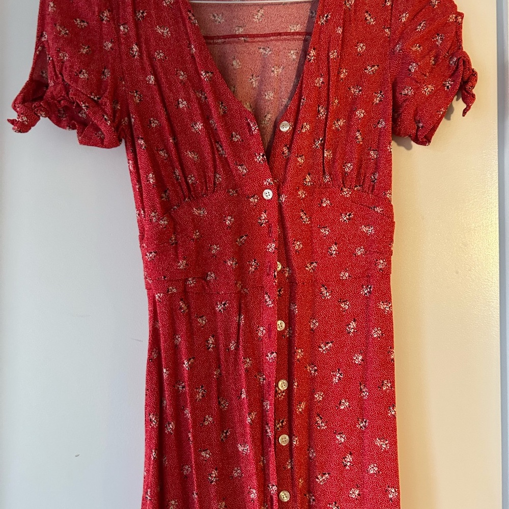 Rouje Red Floral Button-Front Women’s Dress